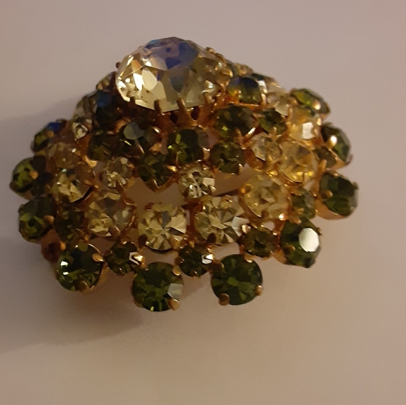Vintage Austrian Clear and Green Crystal Brooch - Picture 5 of 5
